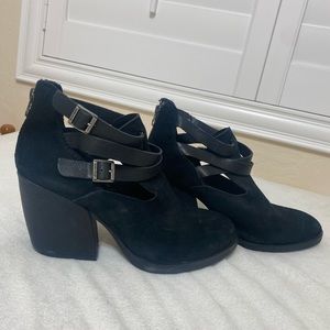 Kork Ease Buckle Straps Boots Black Suede Leather Size 8